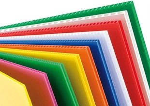 Bulk Corrugated Plastic Sheet 4X8 4mm Coroplast Corrugated Plastic Sheet