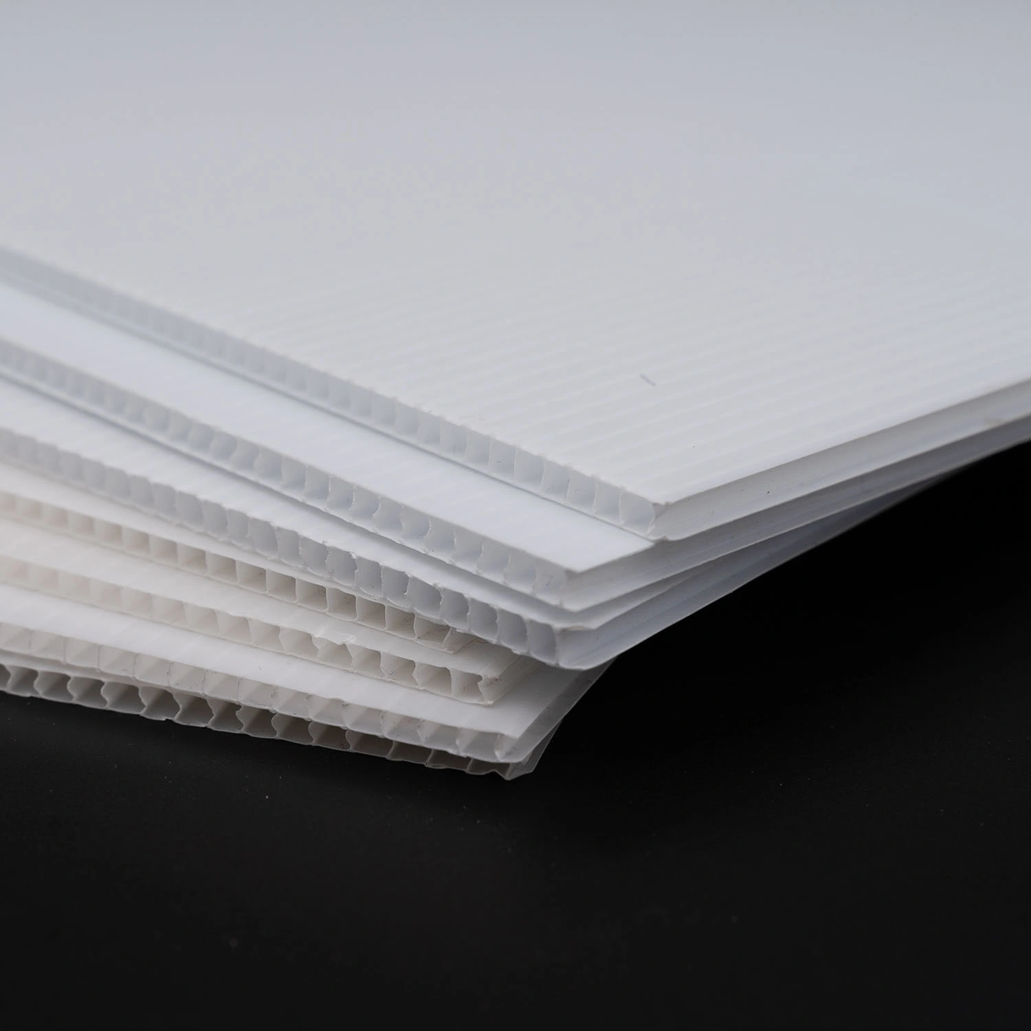 Polypropylene Corrugated Sign Board Coroplast Sheet