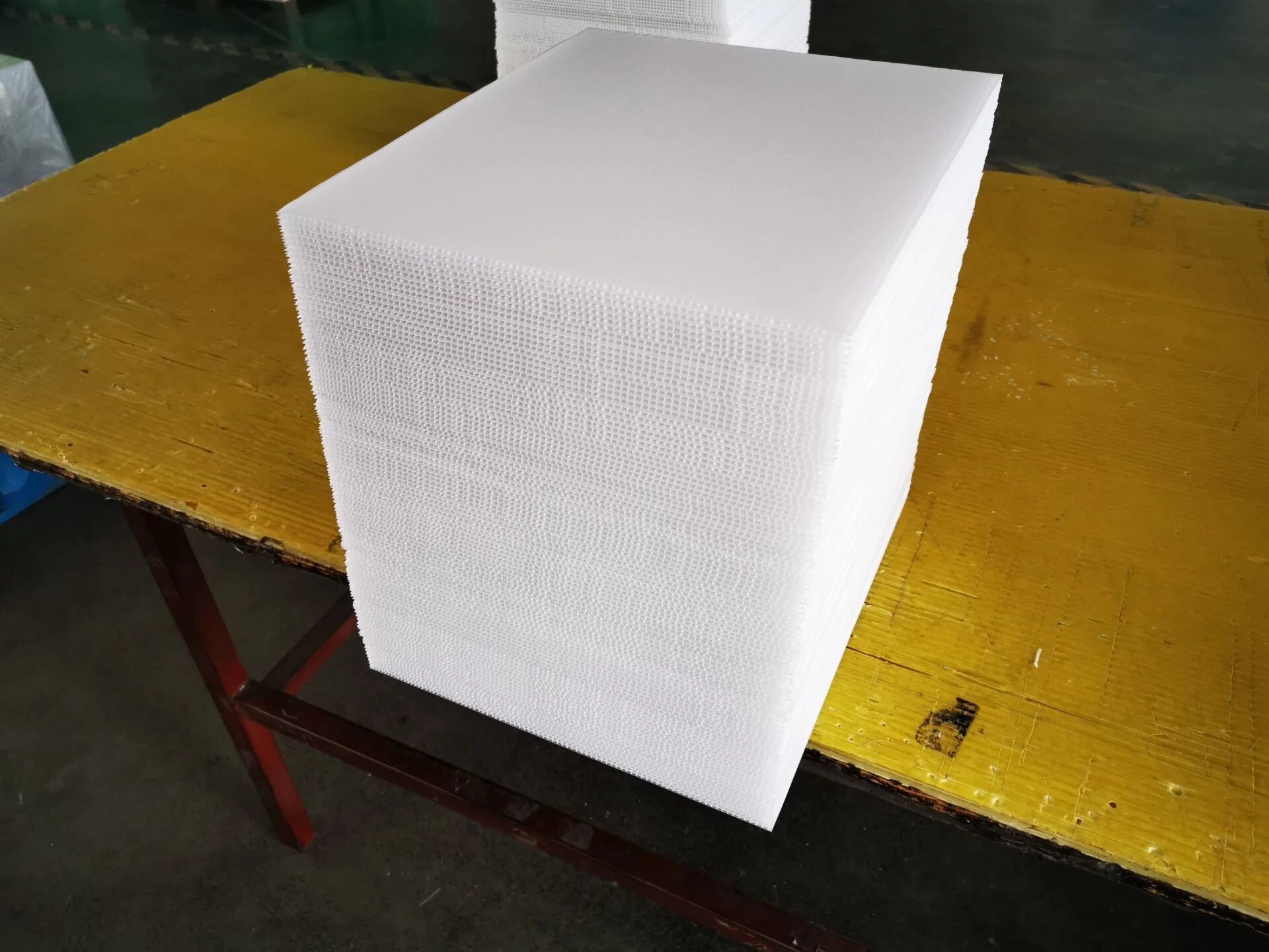 PP Corrugated Plastic Corflute Sheet Wholesale Coroplast